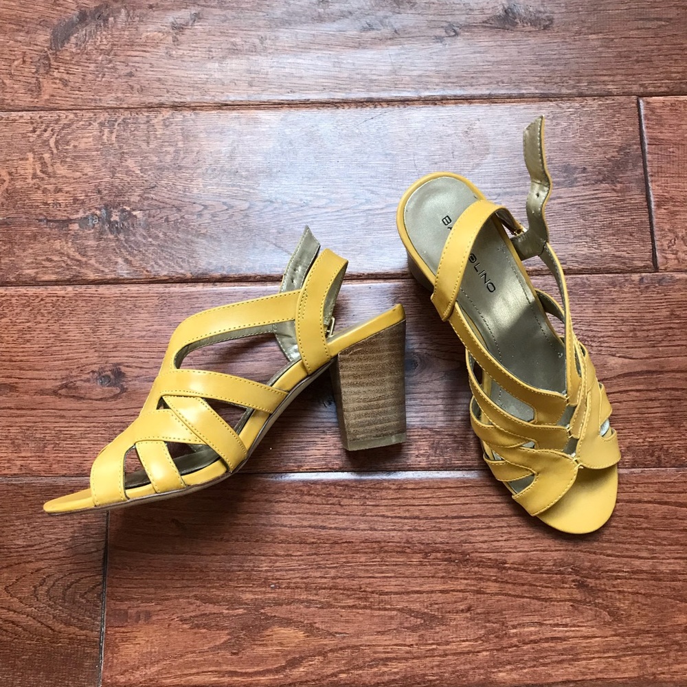 Yellow Bandolino Sandals Heel